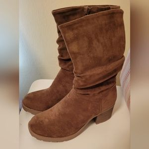 NWT slouchy boots